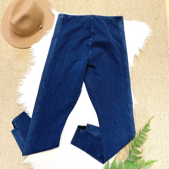 LYSSÉ Denim Step Hem Toothpick Legging in Indigo 13-1838-M9, Women’s Size Small - Picture 3 of 5